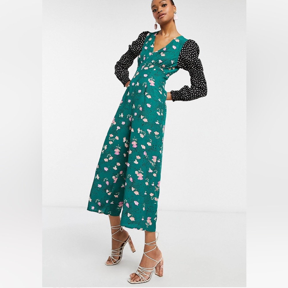 NWOT ASOS double puff sleeve green jumpsuit in mixed floral and dot print S: XL